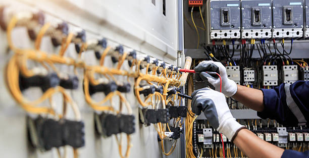 Professional Electrician technician working in Greenville, AL
